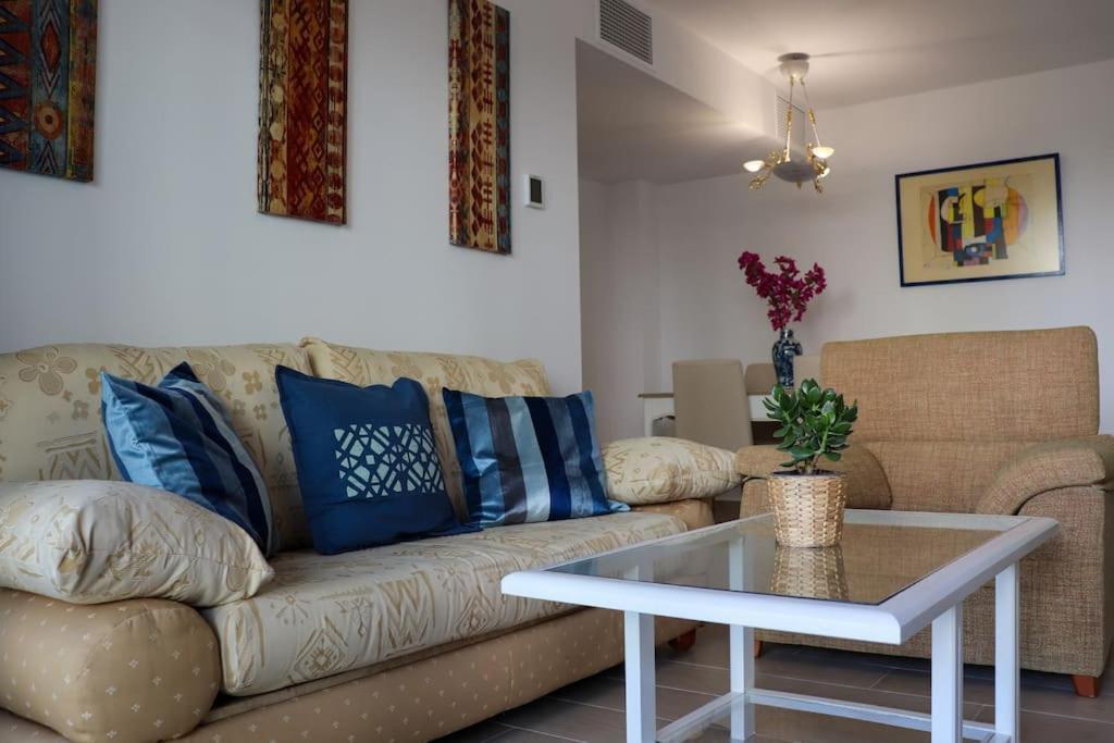 Oasis In Estepona With Parking 5Min From The Beach Exterior foto