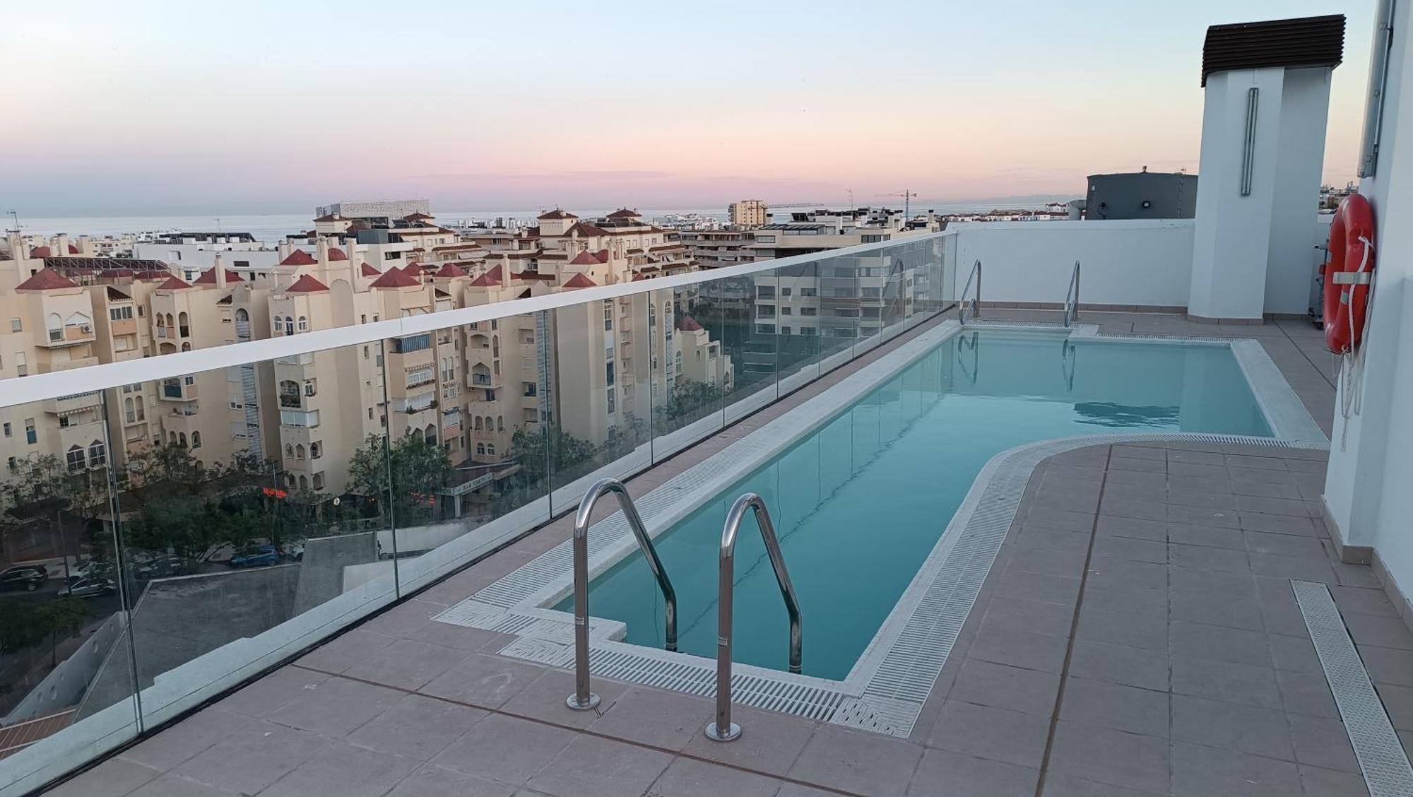 Oasis In Estepona With Parking 5Min From The Beach Exterior foto